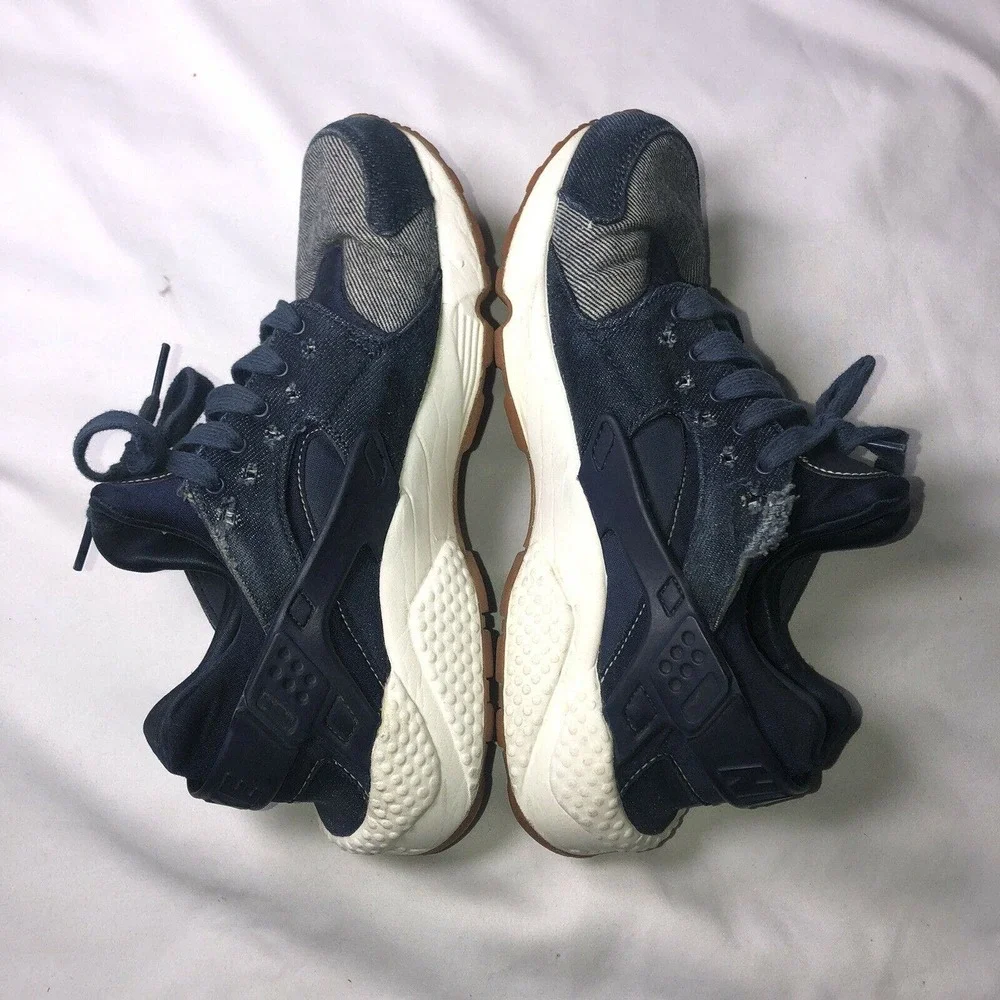 Nike Air‎ Huarache Run denim Women Sneakers Size 9